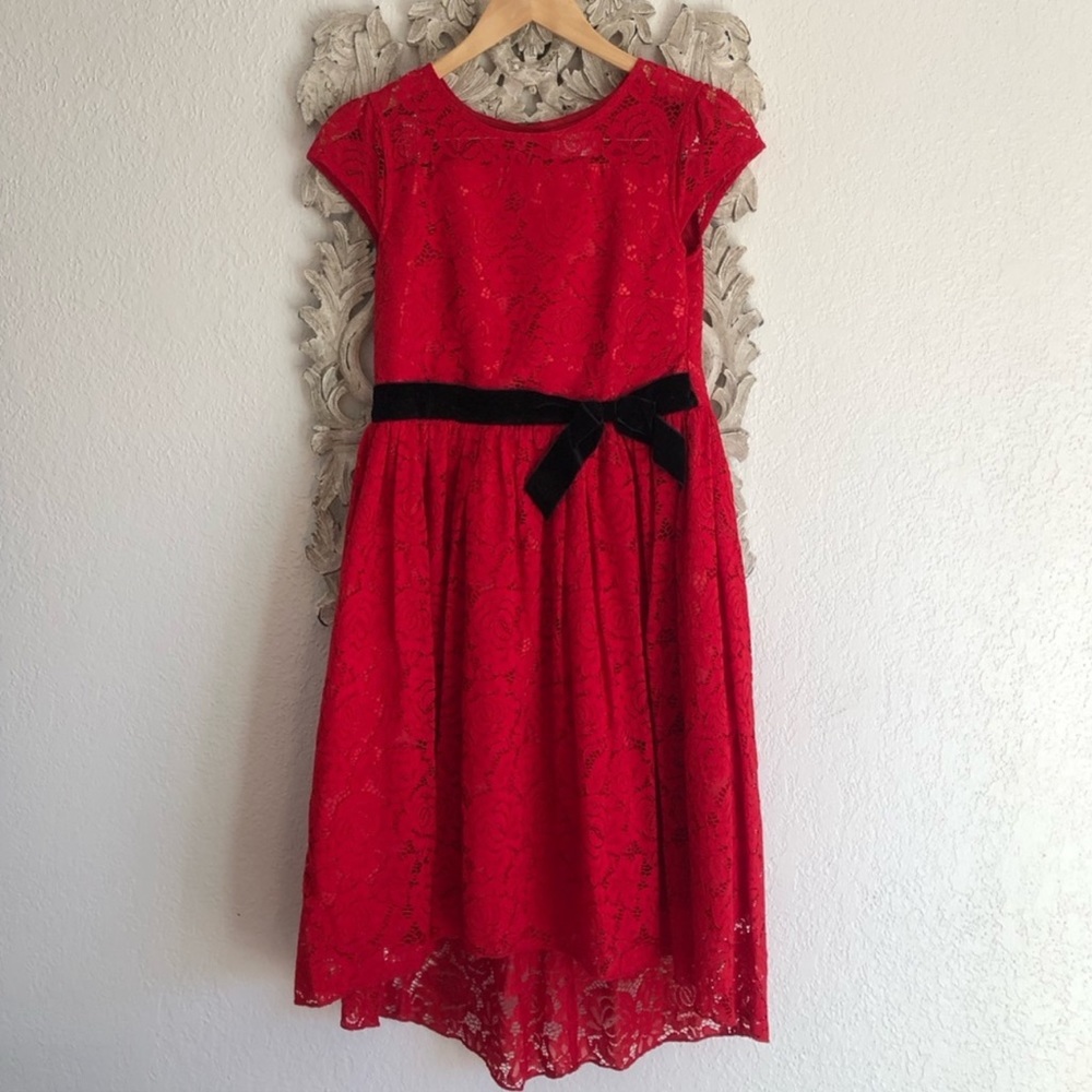 Justice, red lace dress